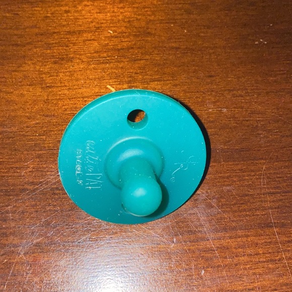 Ryan & Rose pacifier - Picture 6 of 10